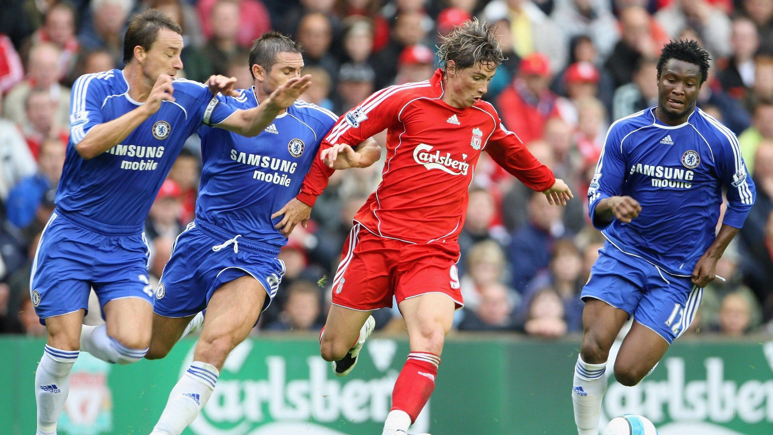 迪马利亚闪耀F1新赛季揭幕战之夜,绿茵场外的完美弯道超车