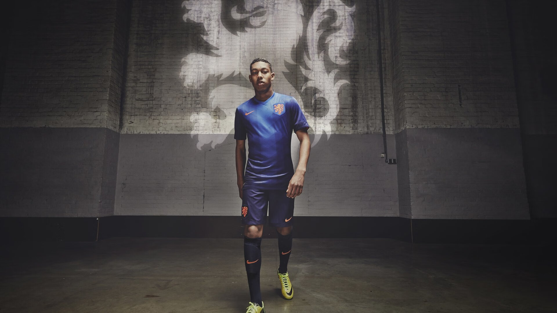 从米兰到马德里,奥亚尔萨瓦尔如何导演国际米兰对巴西的史诗级爆冷