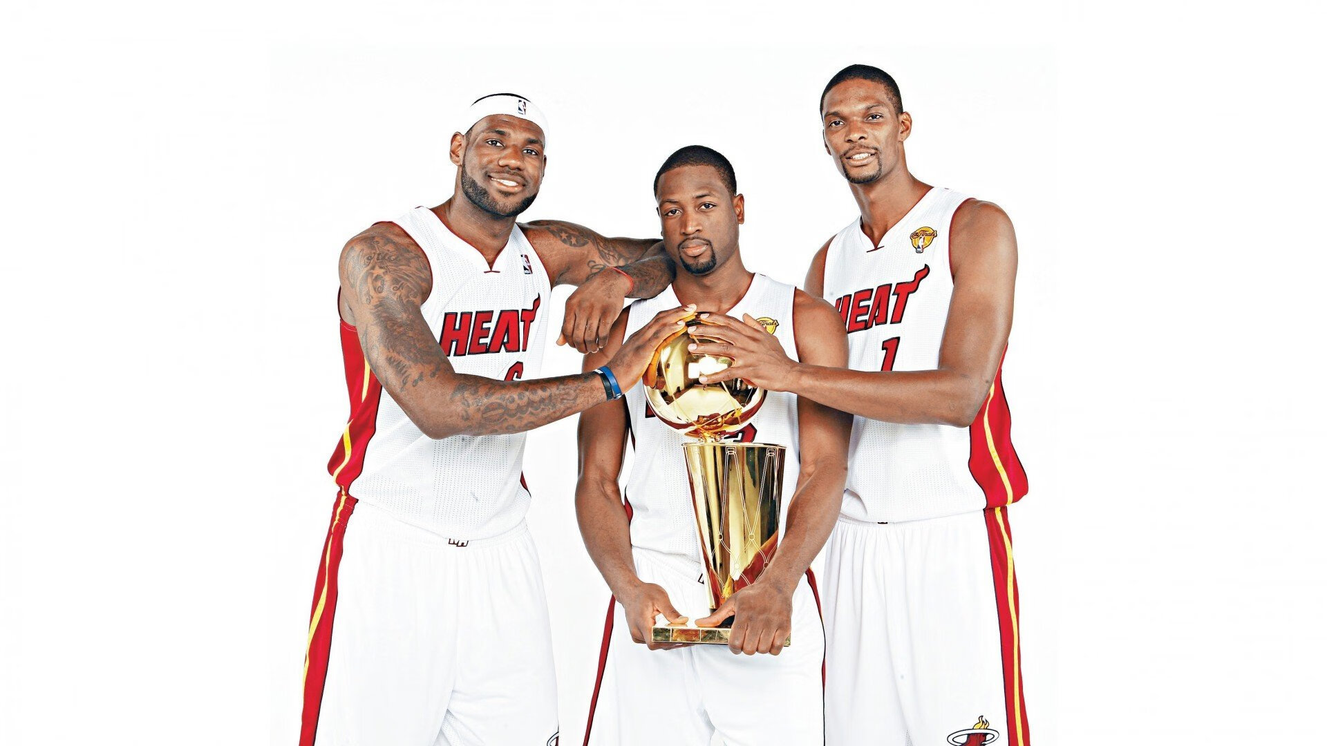 北欧战神降临！伊布关键一击，雷恩客场踏平韩国劲旅