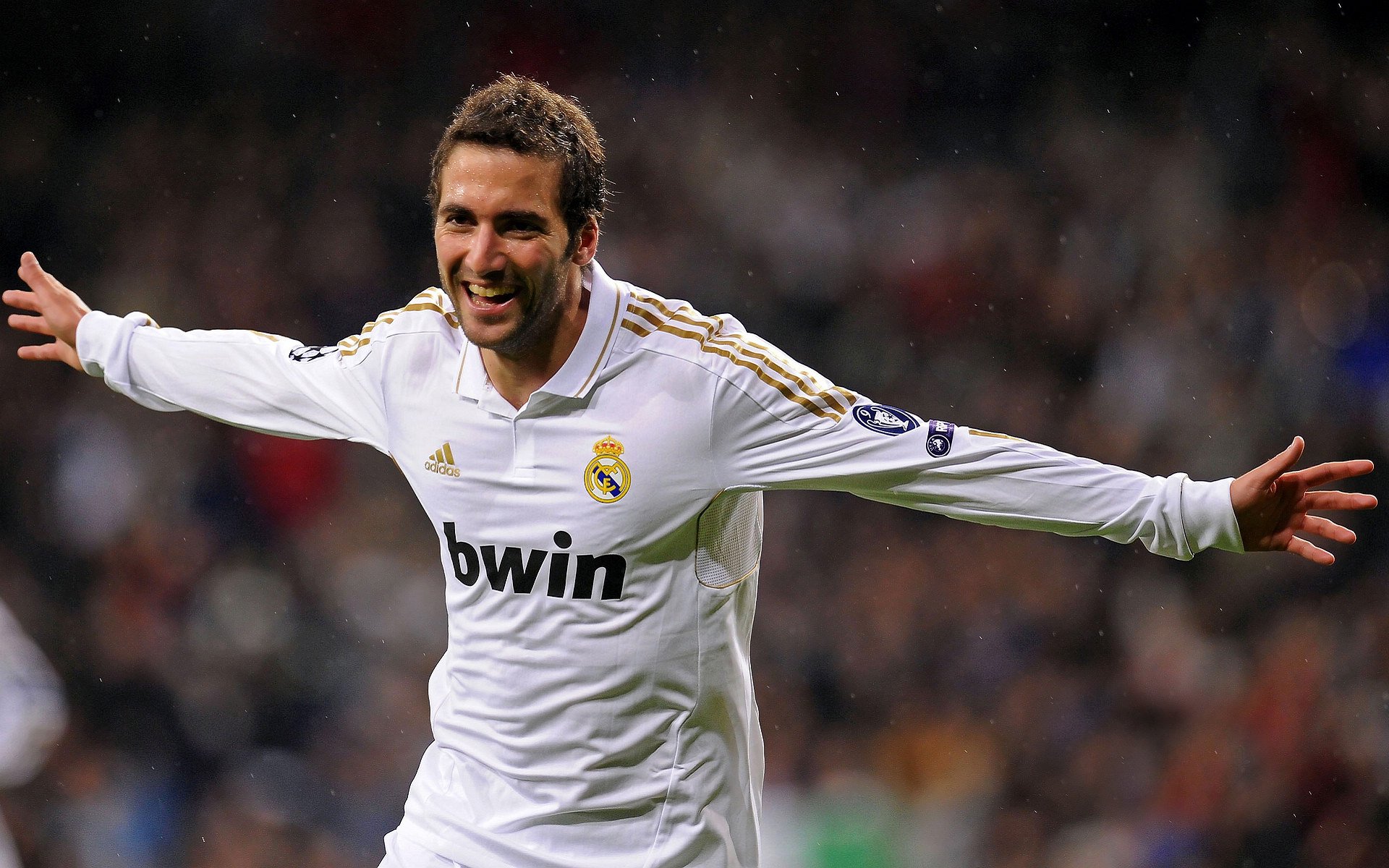 从东决关键战到秘鲁爆冷澳大利亚，体育焦点战中的不可预测性