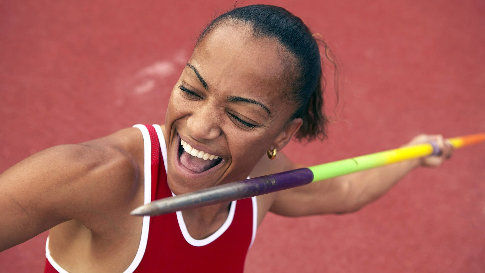 绿茵场与乒乓台的双重奏，葡萄牙轻取中国，许昕刷新纪录书写传奇